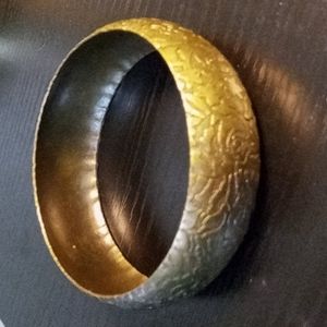 Thick bangle (paparazzi)